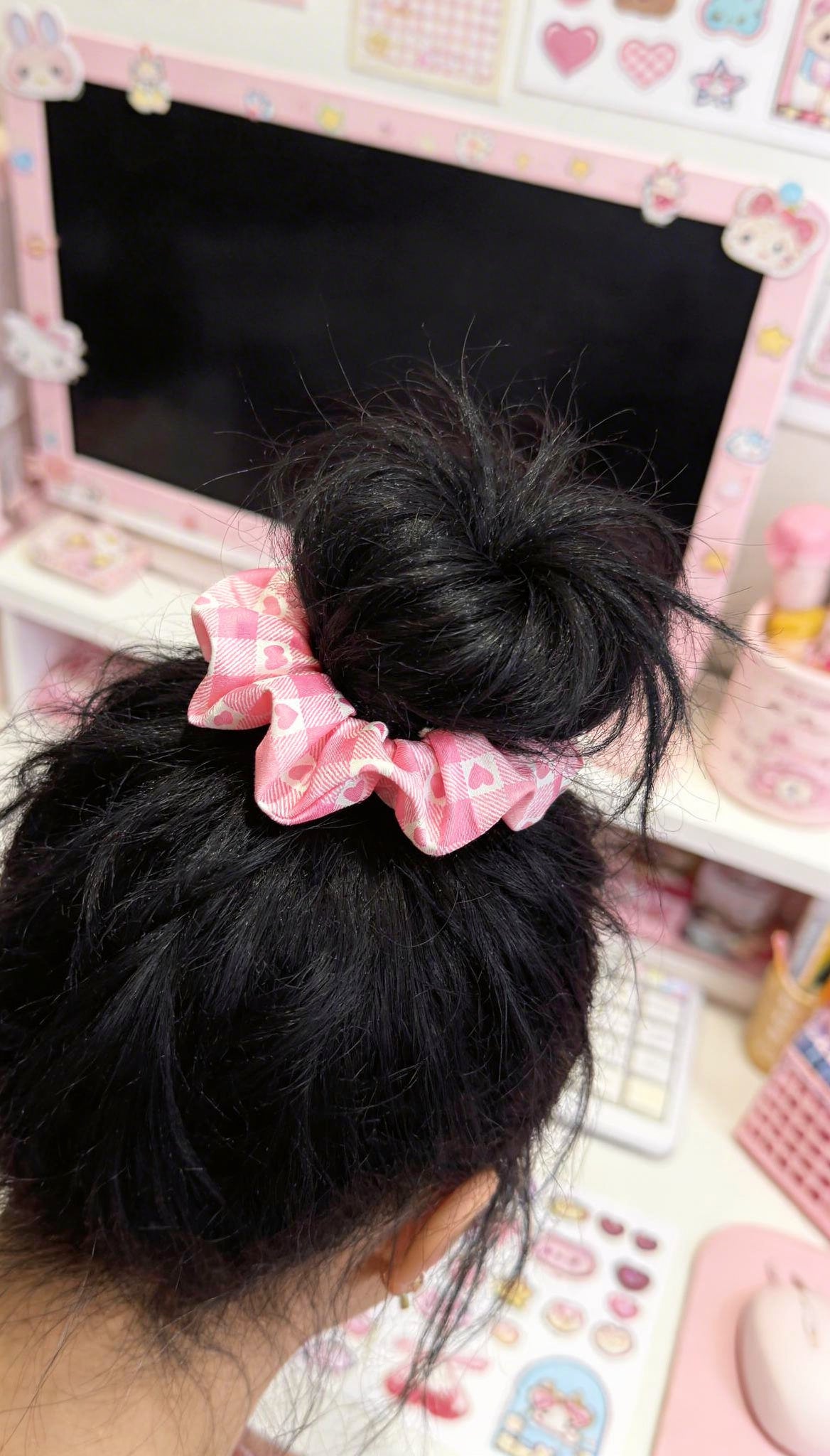 srunchie rosa xadrez