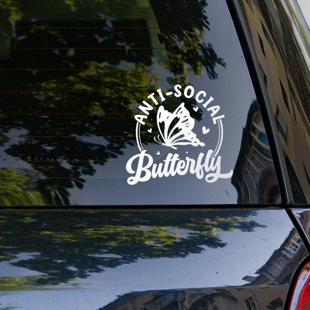 Adesivo de vinil para carro - Anti-Social Butterfly no carro